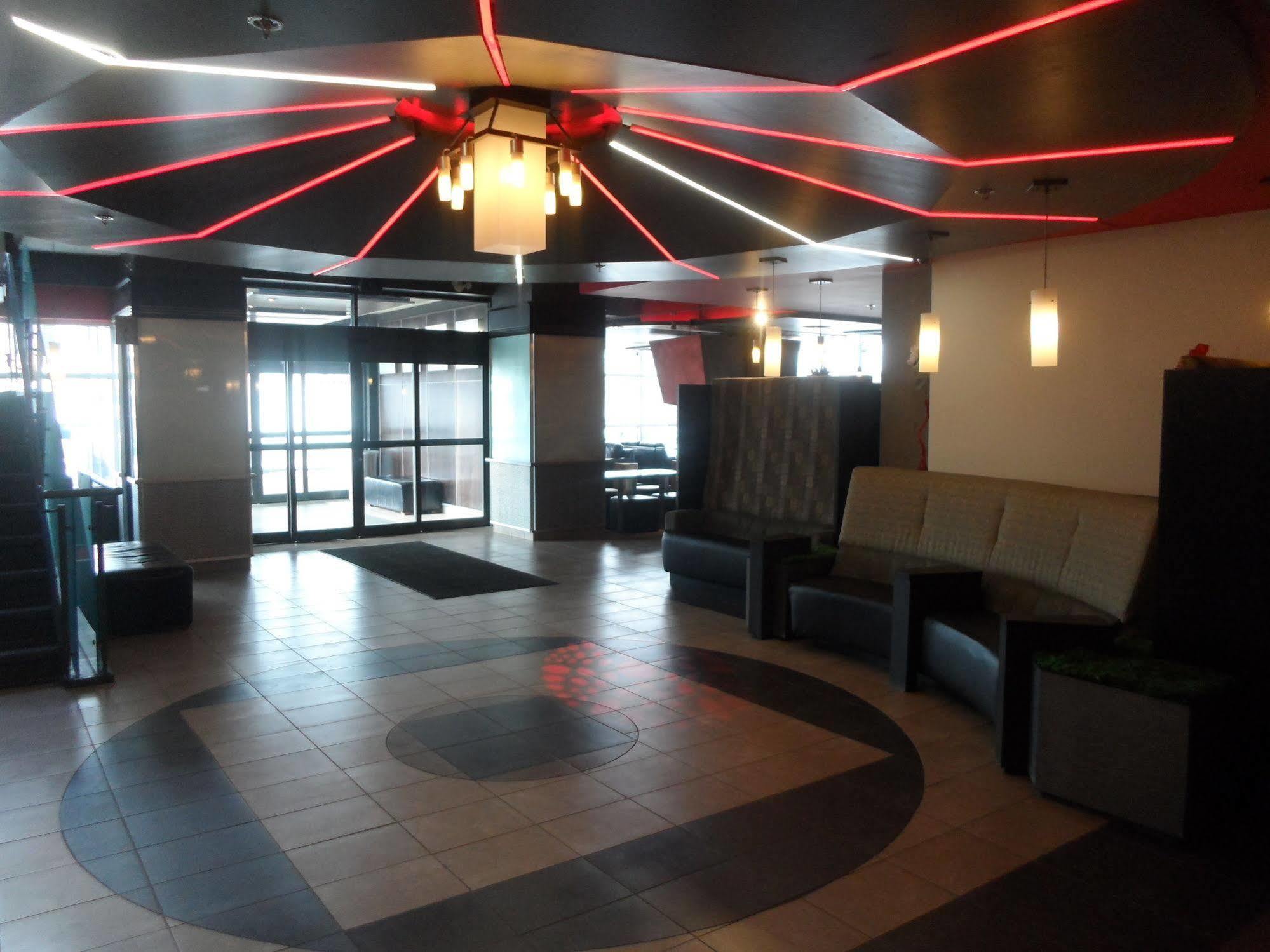 Grand Times Hotel - Aeroport De Quebec Dış mekan fotoğraf